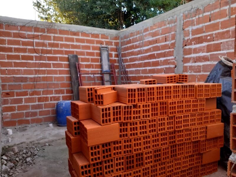 Amplia vivienda en Ing. Allan, Varela, apta crédito hipotecario