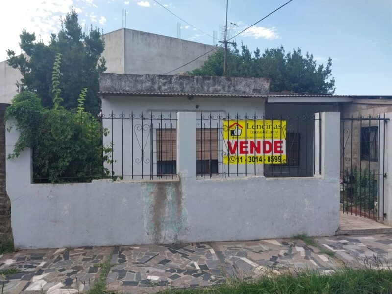 Vivienda de 3 dormitorios, centro de Ingeniero Allan, Varela