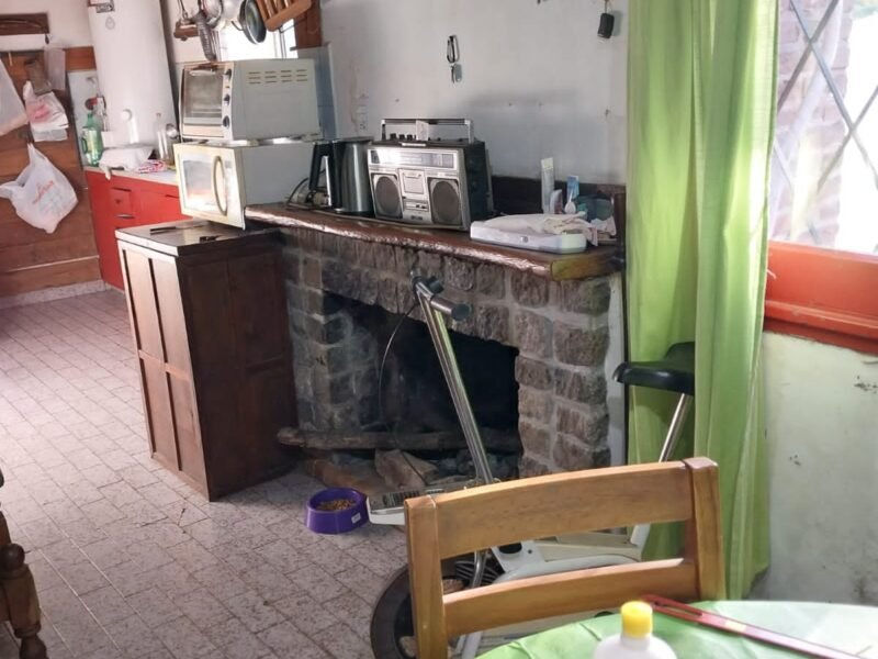 Casaquinta sobre 27.500 m2 en Ingeniero Allan, Varela