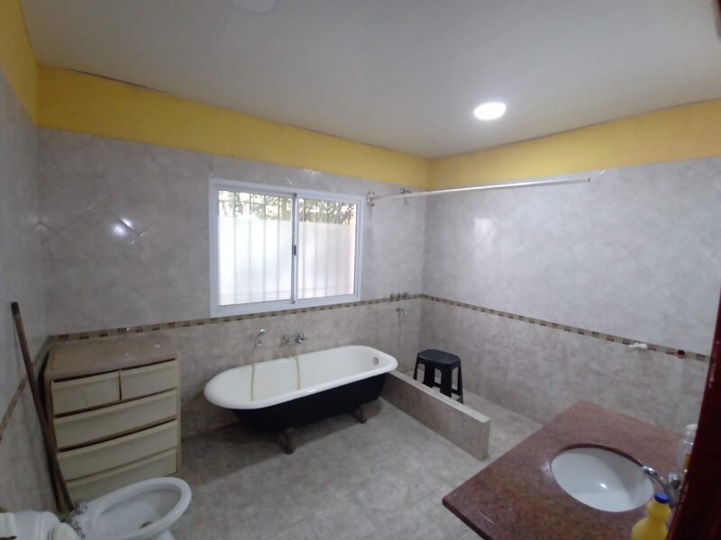 Vivienda sobre 600 m2 en Ingeniero Allan, Florencio Varela