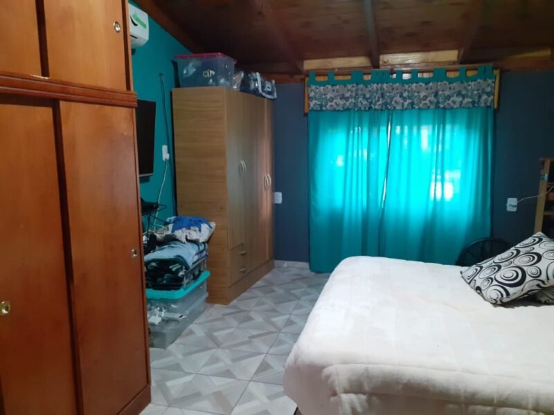 Excelente vivienda sobre avenida en Ingeniero Allan, Varela