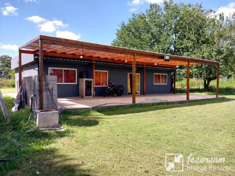 Quinta de 7.700 m2 con pileta de natación en Ingeniero Allan, Varela