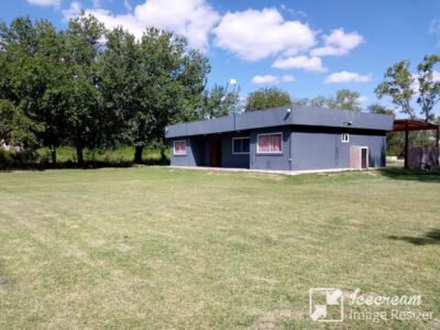 Quinta de 7.700 m2 con pileta de natación en Ingeniero Allan, Varela