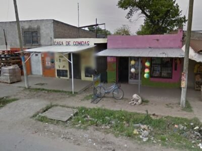 Dos locales comerciales con 2 viviendas Ingeniero Allan, Varela