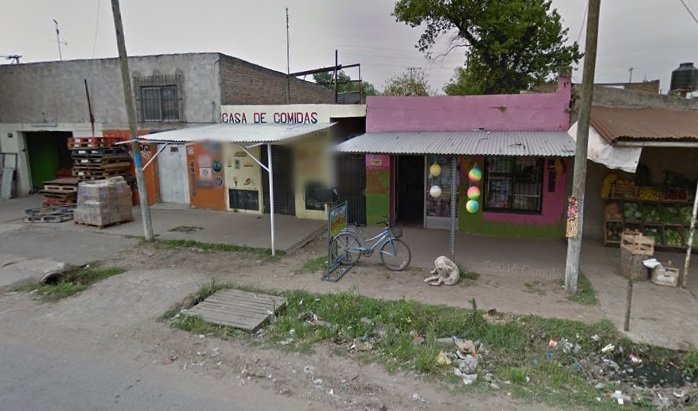 Dos locales comerciales con 2 viviendas Ingeniero Allan, Varela