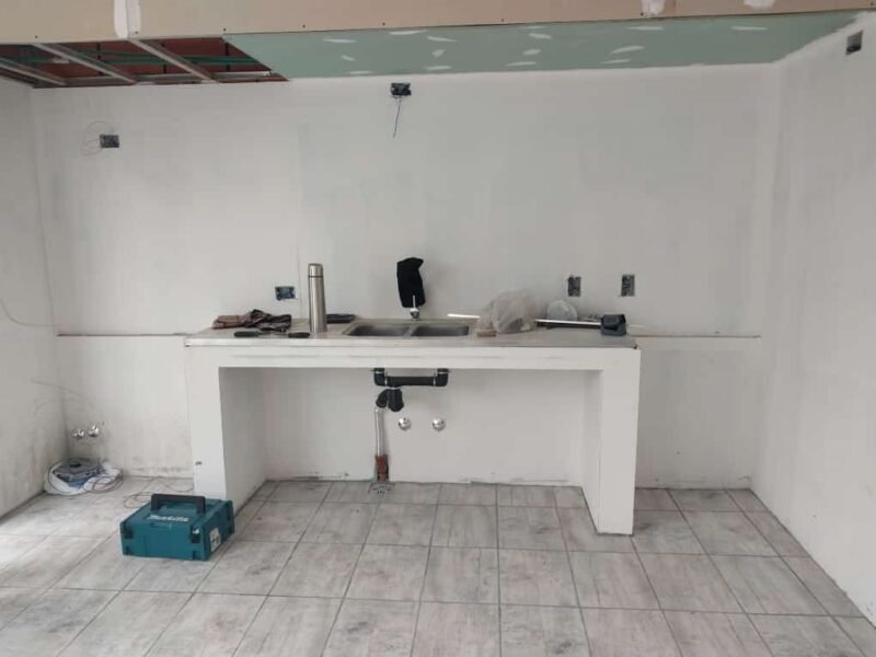 Duplex en barrio privado en Ing. Allan, Varela, totalmente en cuotas