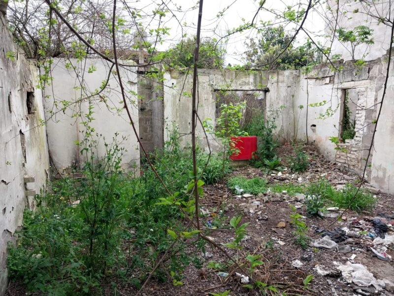 Terreno sobre importante avenida, Ing. Allan, Varela
