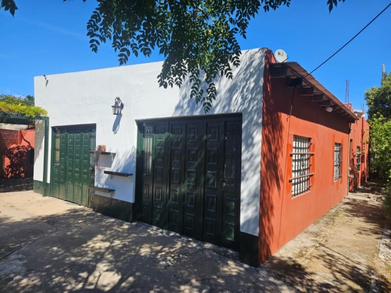 Excelente casa céntrica en La Carolina, Ing. Allan, Fcio. Varela