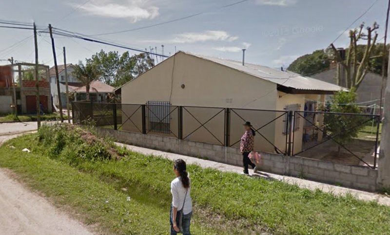 Dos viviendas y local comercial sobre avenida, Ingeniero Allan, Varela