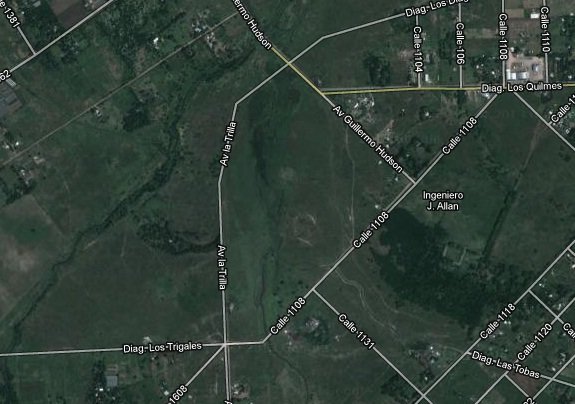 Campo de 10 Has. con arroyo en Ingeniero Allan, Fcio. Varela, cerca de asfalto