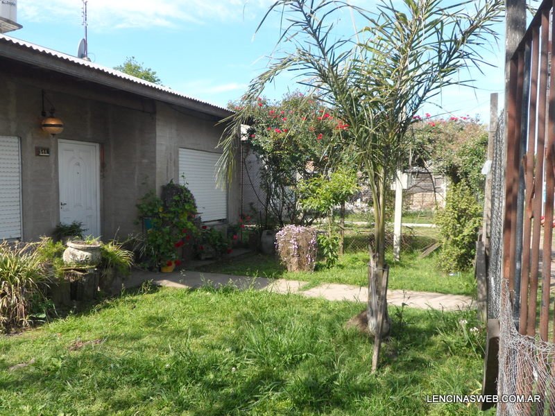 Casa de tres dormitorios en Ingeniero Allan, Varela