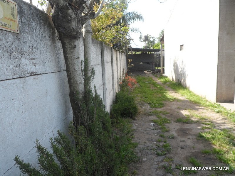 Casa de tres dormitorios en Ingeniero Allan, Varela