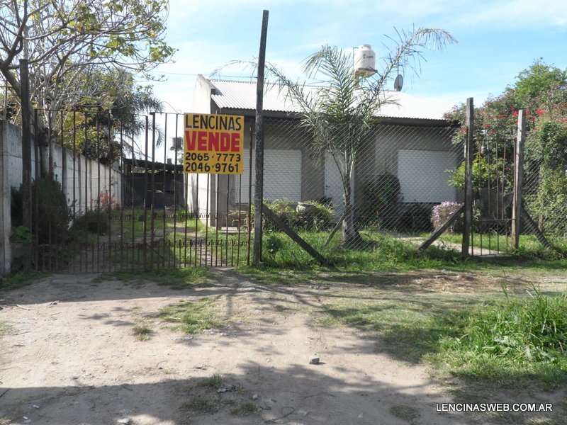 Casa de tres dormitorios en Ingeniero Allan, Varela