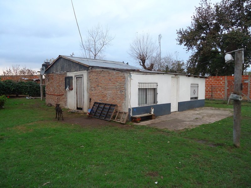 Casa sobre 600 m2 en La Carolina, Ing. Allan, Fcio. Varela