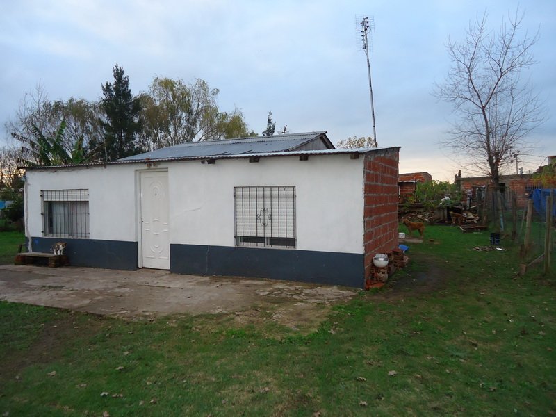 Casa sobre 600 m2 en La Carolina, Ing. Allan, Fcio. Varela
