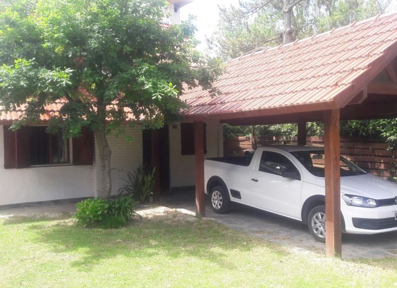 Hermoso chalet en Ostende, Pinamar, a metros del mar