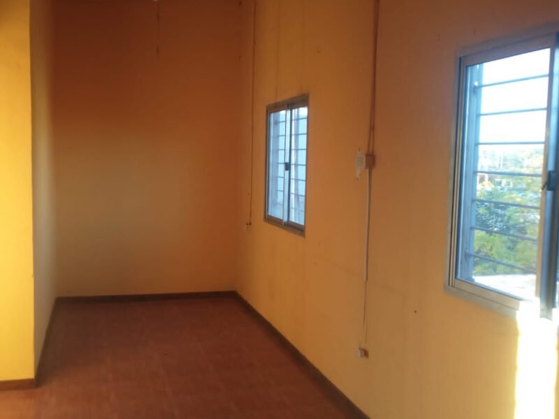 Departamento con patio en Berazategui