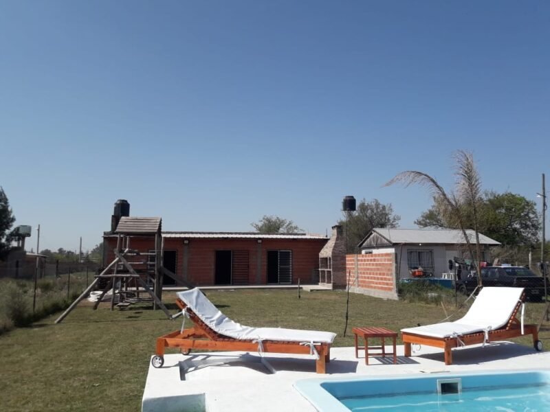 Quinta con pileta en Ingeniero Allan, Varela