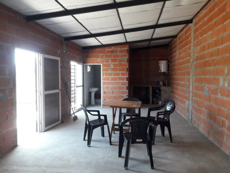 Quinta con pileta en Ingeniero Allan, Varela