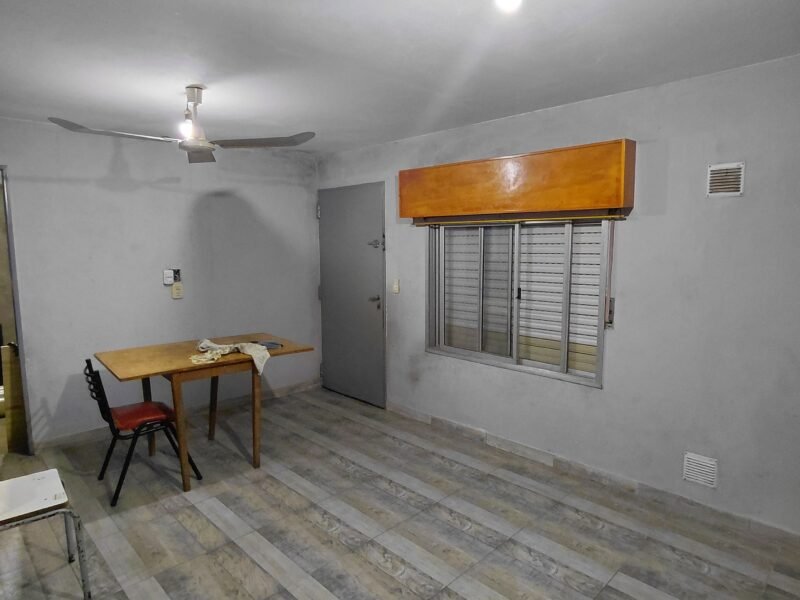 Departamento tipo casa en Berazategui