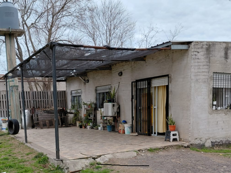 Vivienda sobre 550 m2 en Ing. Allan, Fcio. Varela, apta crédito hipotecario