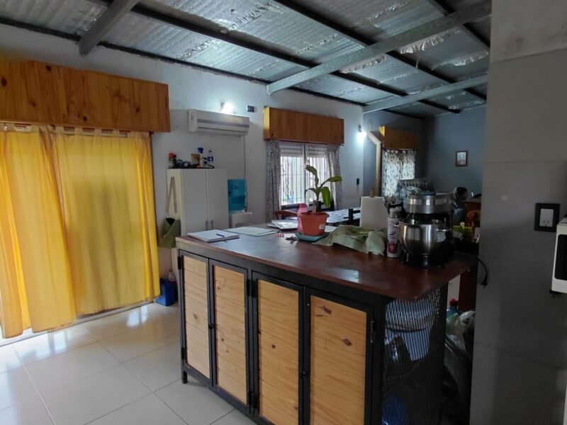 Vivienda sobre 550 m2 en Ing. Allan, Fcio. Varela, apta crédito hipotecario