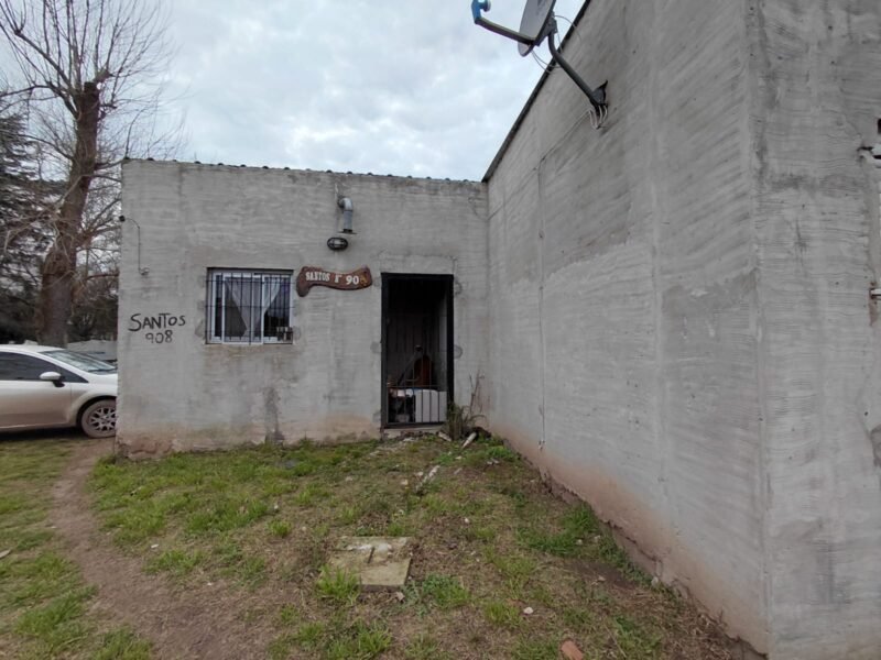 Vivienda sobre 550 m2 en Ing. Allan, Fcio. Varela, apta crédito hipotecario