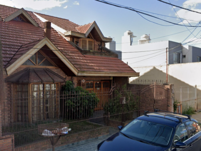 Chalet en zona Berazategui centro
