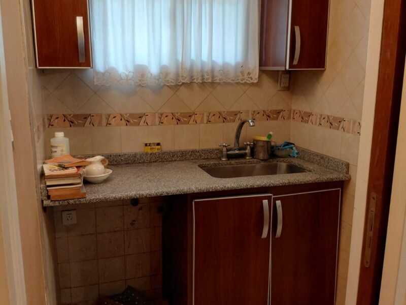 Chalet y departamento en Ranelagh centro, Berazategui. Apto crédito hipotecario.-