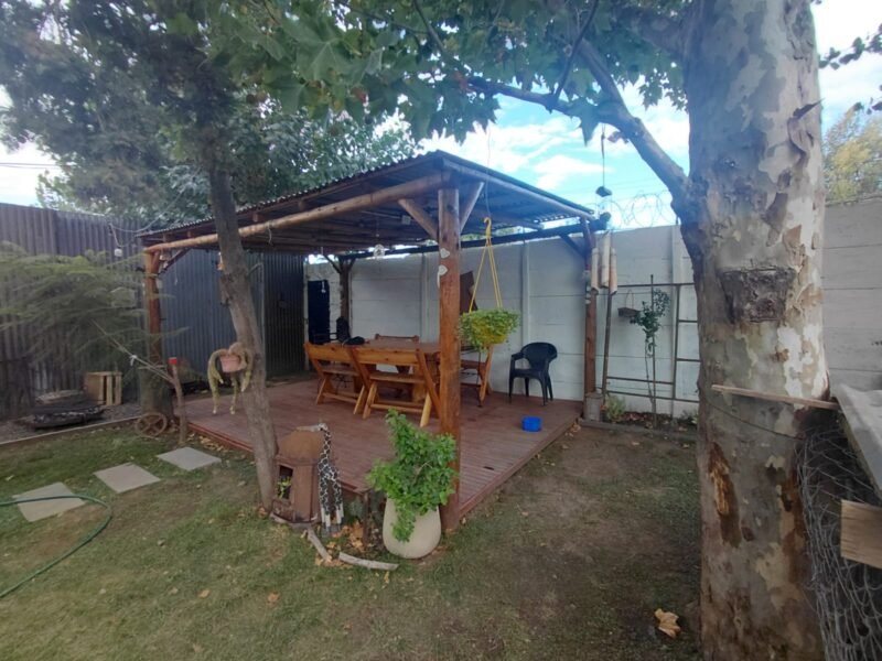 Casa en barrio privado Los Madrigales, Ingeniero Allan, Varela